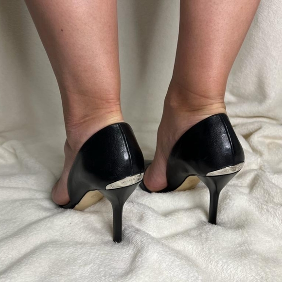 Michael Kors Women's Black Leather 4inch Heels - Picture 8 of 8